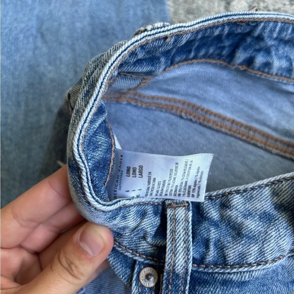 American Eagle Distressed Blue Mom Jeans